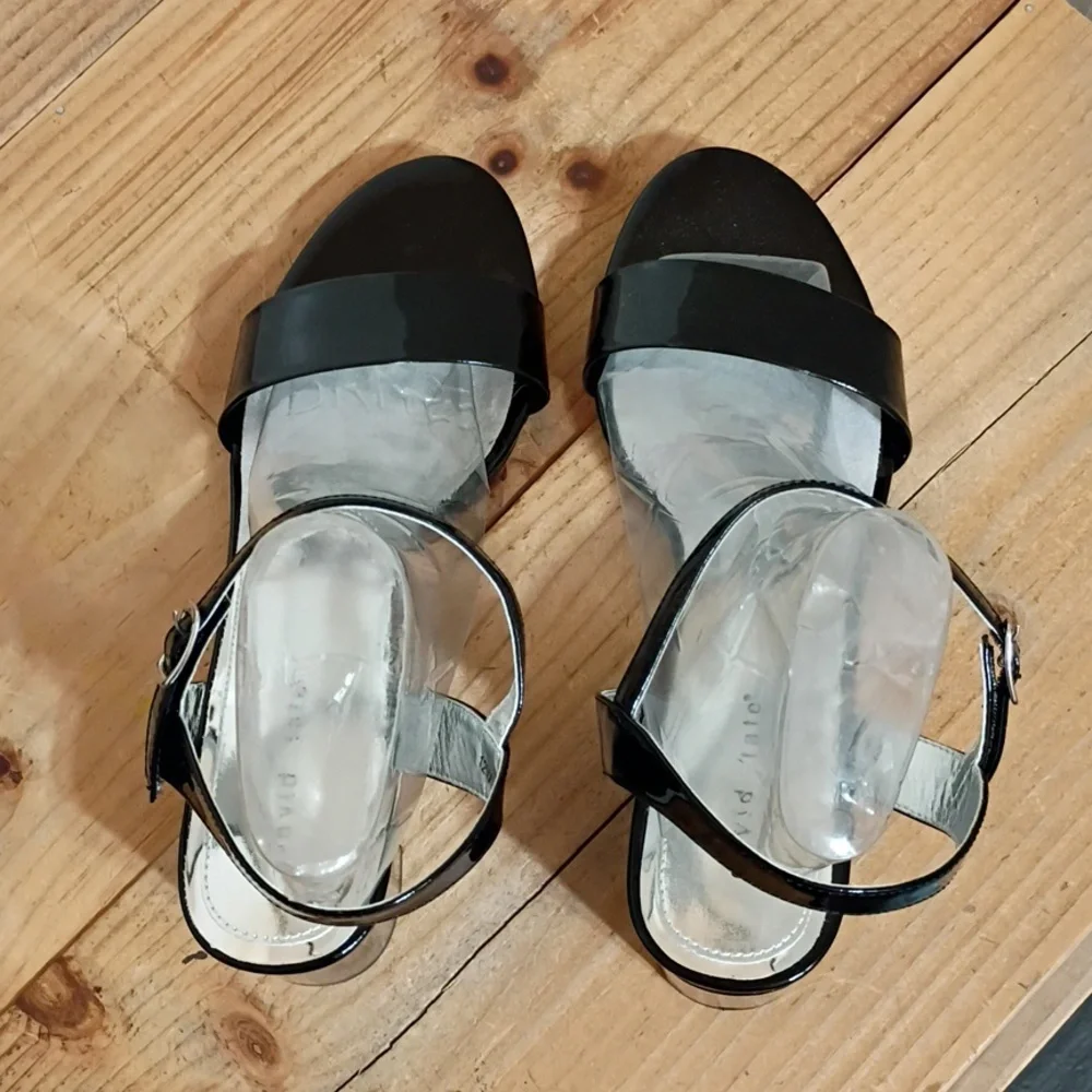 David Tate Black Patent Leather Ageless Sandal Size 12W NWT